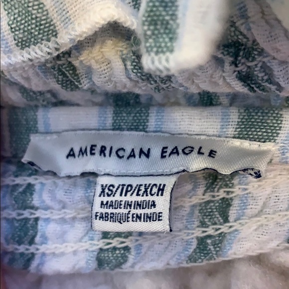 3/$15 American Eagle Cropped Halter Top - Picture 4 of 5